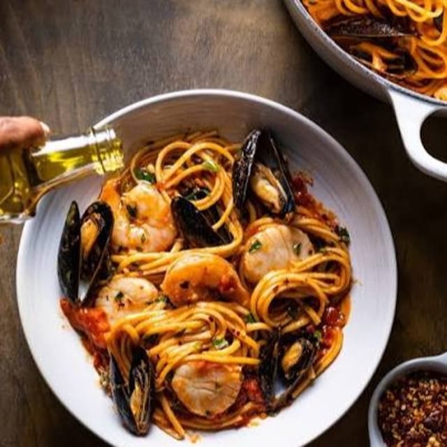 Fettuccine with Sea Scallops.