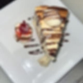 Cannoli Cheesecake